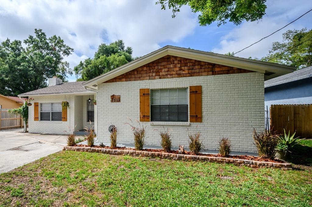 1211 E Norfolk St., Tampa, FL 33604