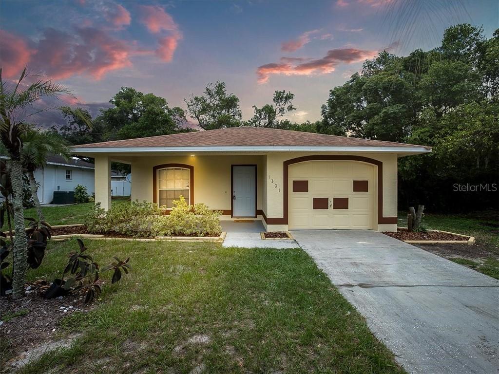 1301 Columbus Cir., Lakeland, FL 33805