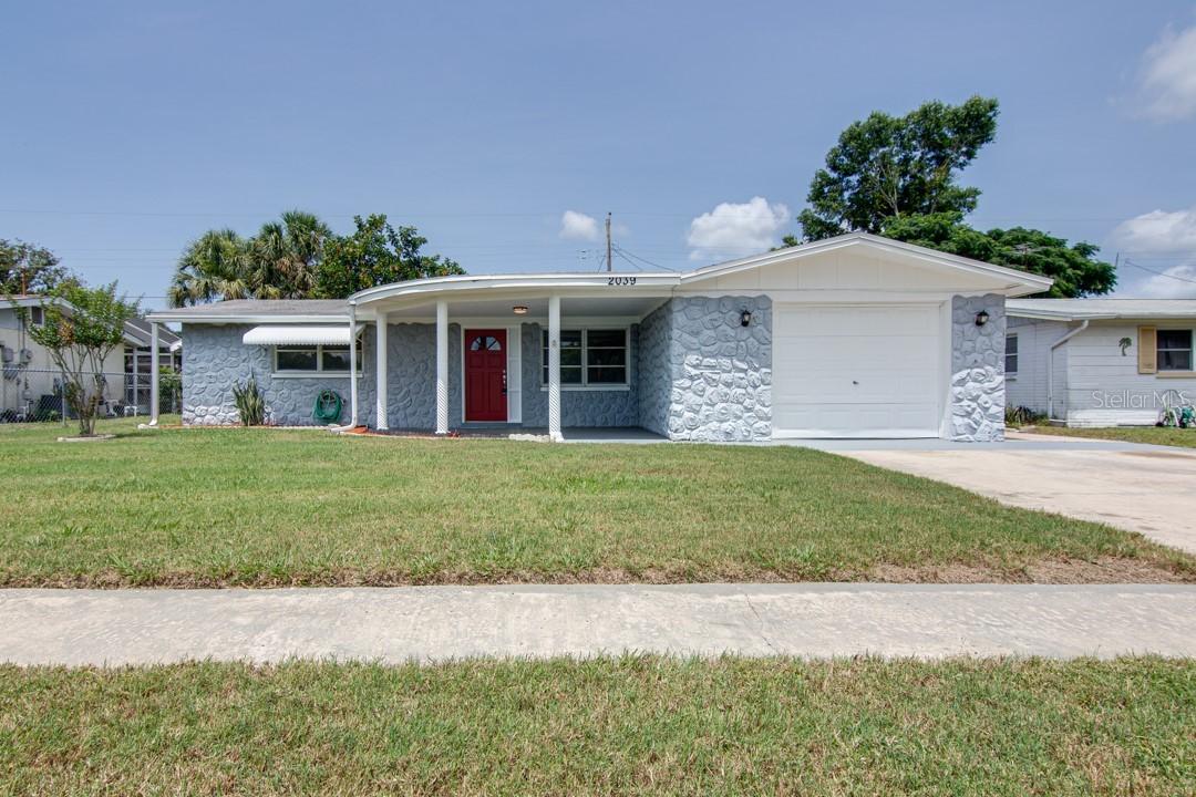 2039 Peggy Dr., Holiday, FL 34690