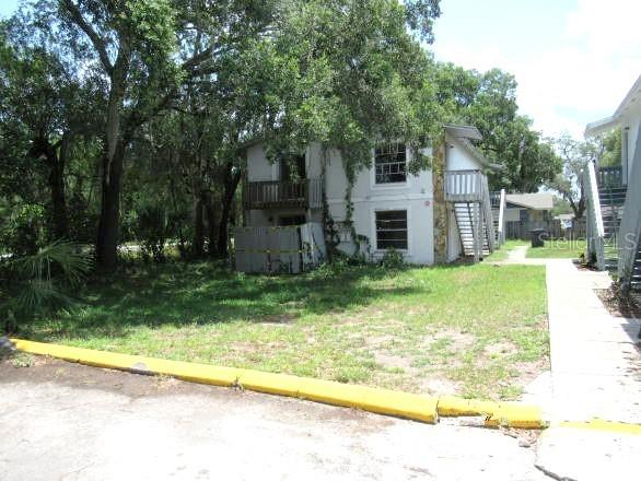 15423 Livingston Ave., Lutz, FL 33559