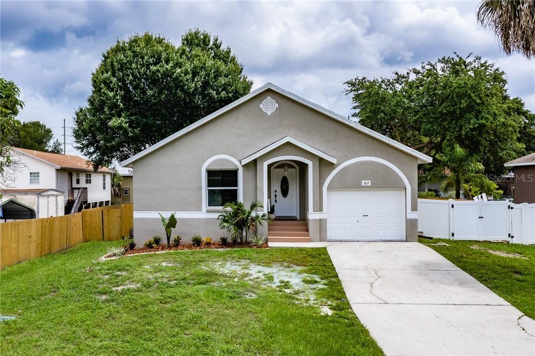 307 2nd Ave., Ruskin, FL 33570