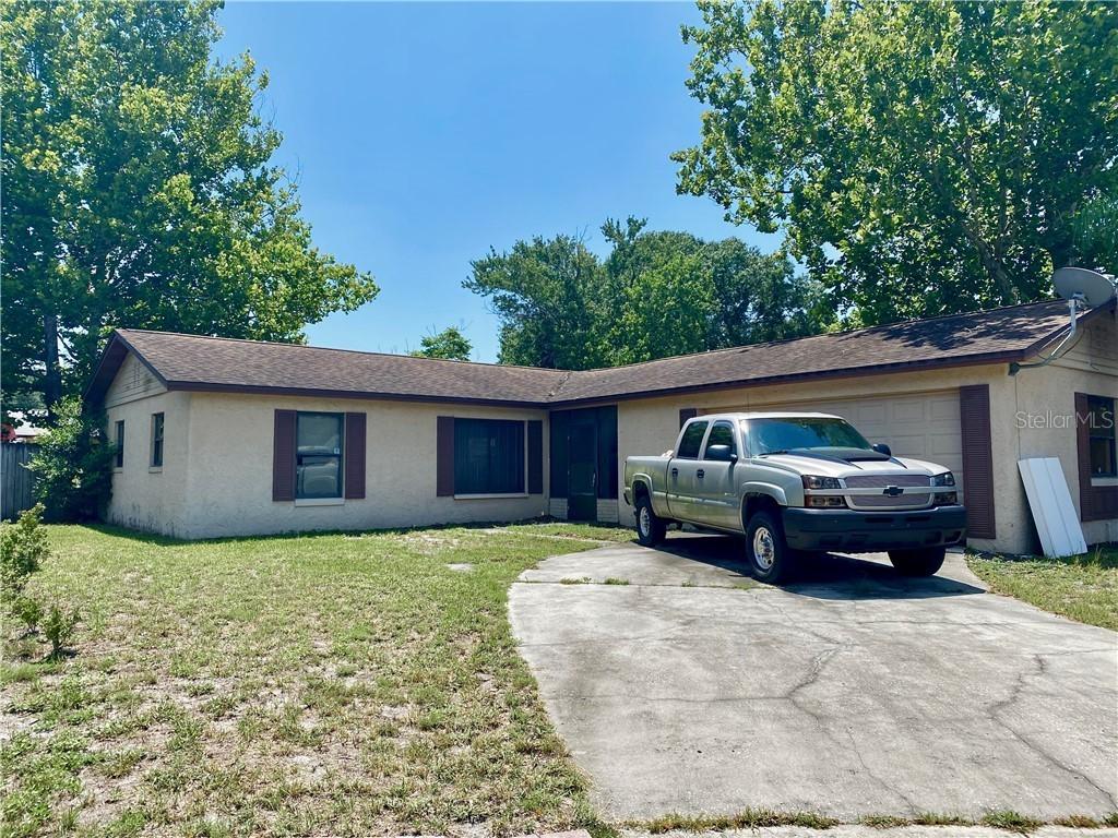 1015 Cornwall Ct., Brandon, FL 33510