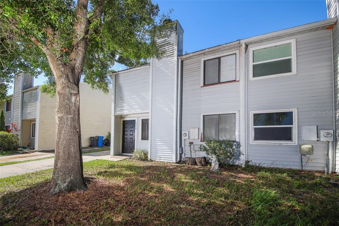 6414 Rockpointe Dr., Tampa, FL 33634