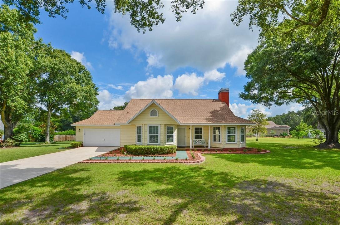 4818 Lonesome Dove Ct., Plant City, FL 33565
