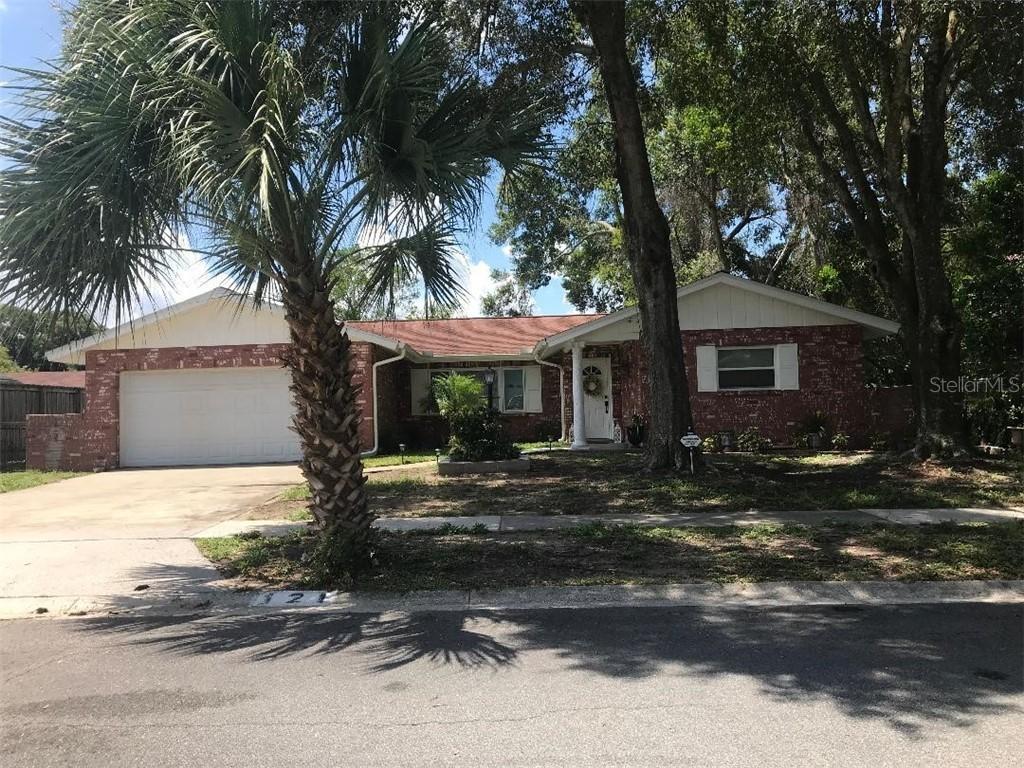 121 Valley Creek, Brandon, FL 33510