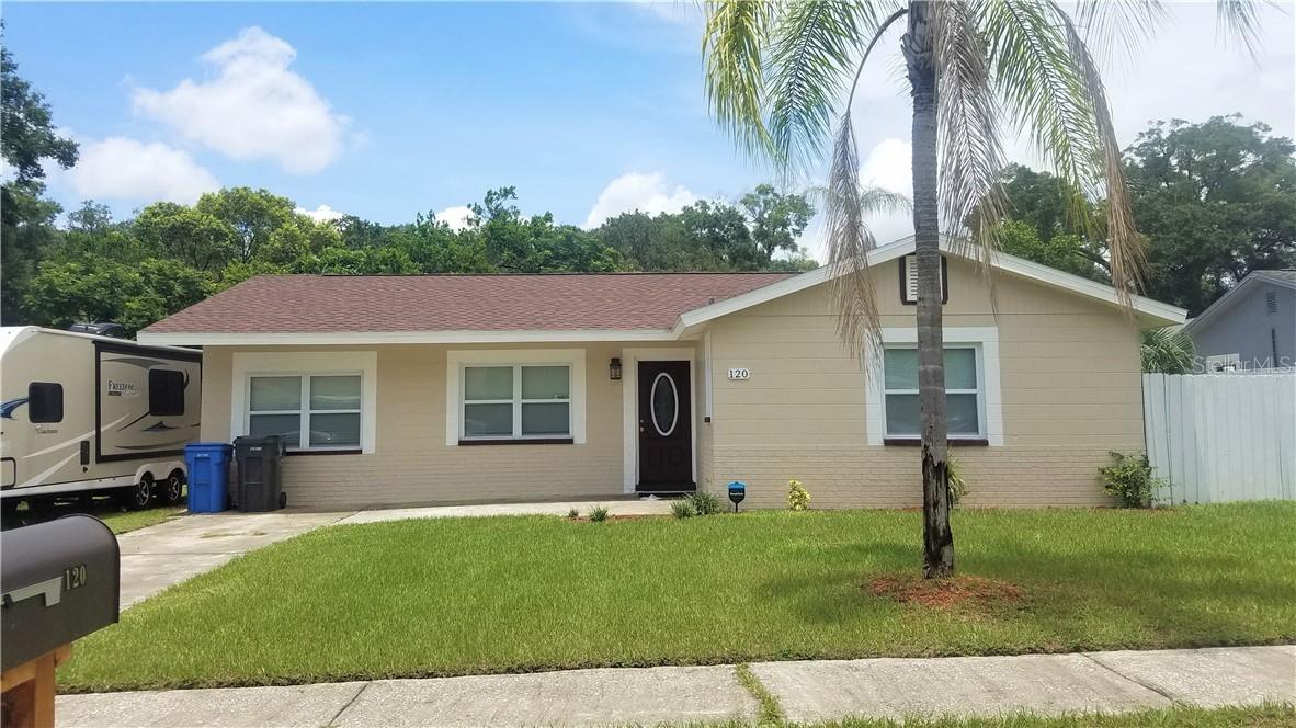 120 Circle Hill Dr., Brandon, FL 33510