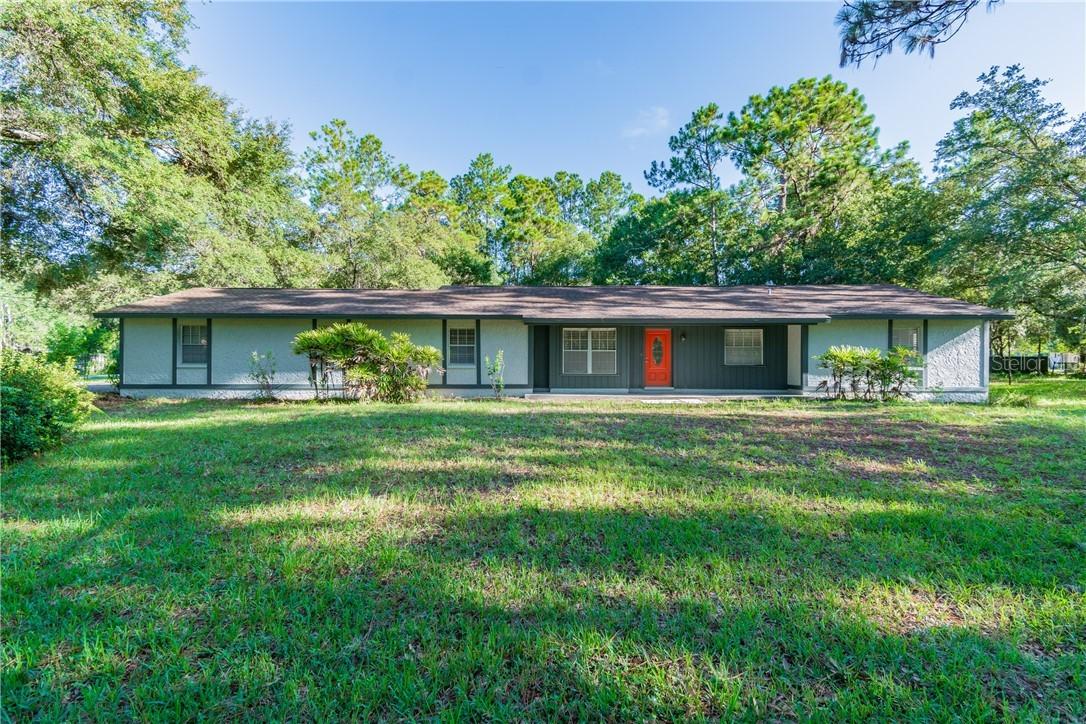 17451 Cedarwood Loop, Lutz, FL 33558