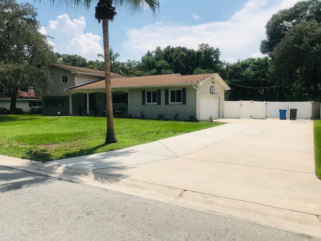 2212 Alder Way, Brandon, FL 33510