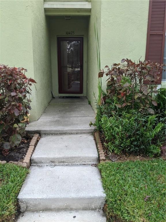 10425 Heron Lake Dr., Riverview, FL 33578