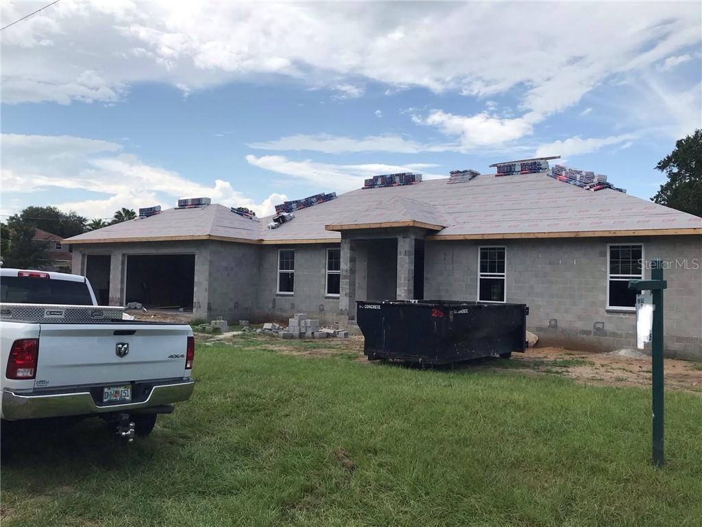 1003 Hummingbird Ln., Brandon, FL 33511