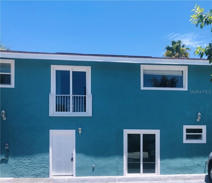 106 E Bay Dr., Treasure Island, FL 33706