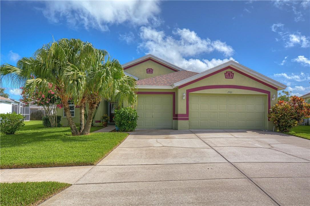 29719 Fog Hollow Dr., Wesley Chapel, FL 33543