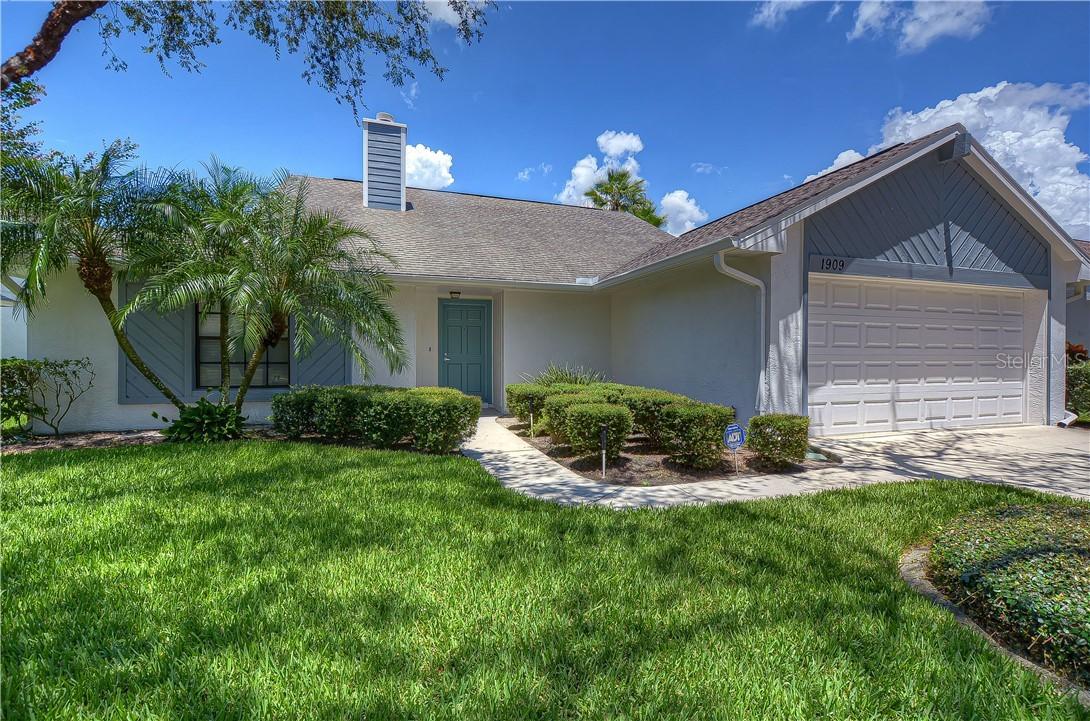 1909 White Cedar Way, Brandon, FL 33511