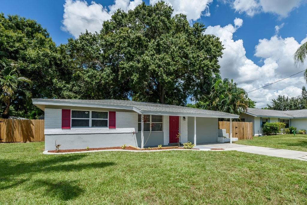 2620 Wells Ave., Sarasota, FL 34232