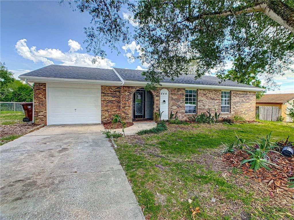 844 Brentwood Dr., Lake Wales, FL 33898