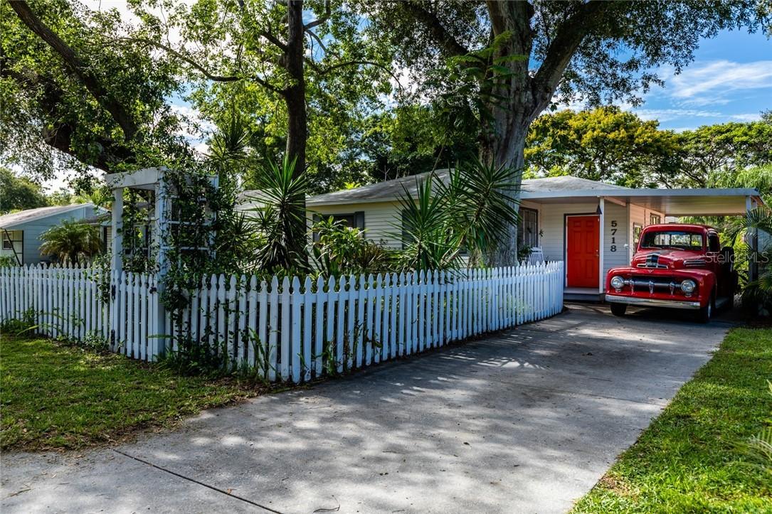 5718 13th Ave., Gulfport, FL 33707