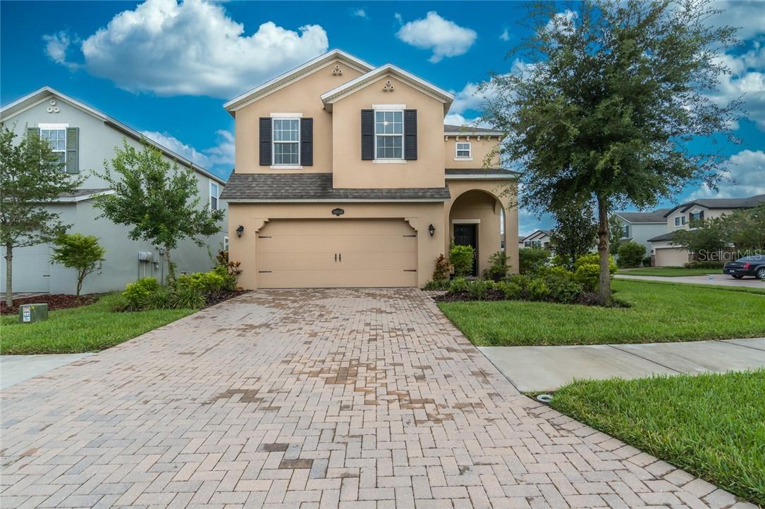 18840 Deer Tracks Loop, Lutz, FL 33558