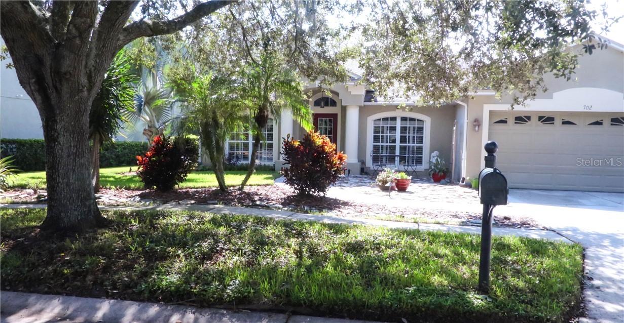 702 Berry Bramble Dr., Brandon, FL 33510