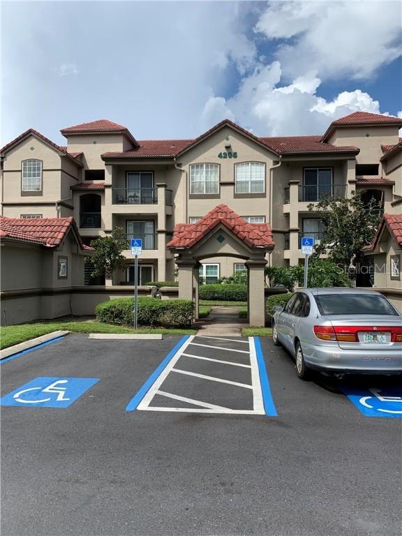 4205 Woodstorks Walk Way #2202, Lutz, FL 33558