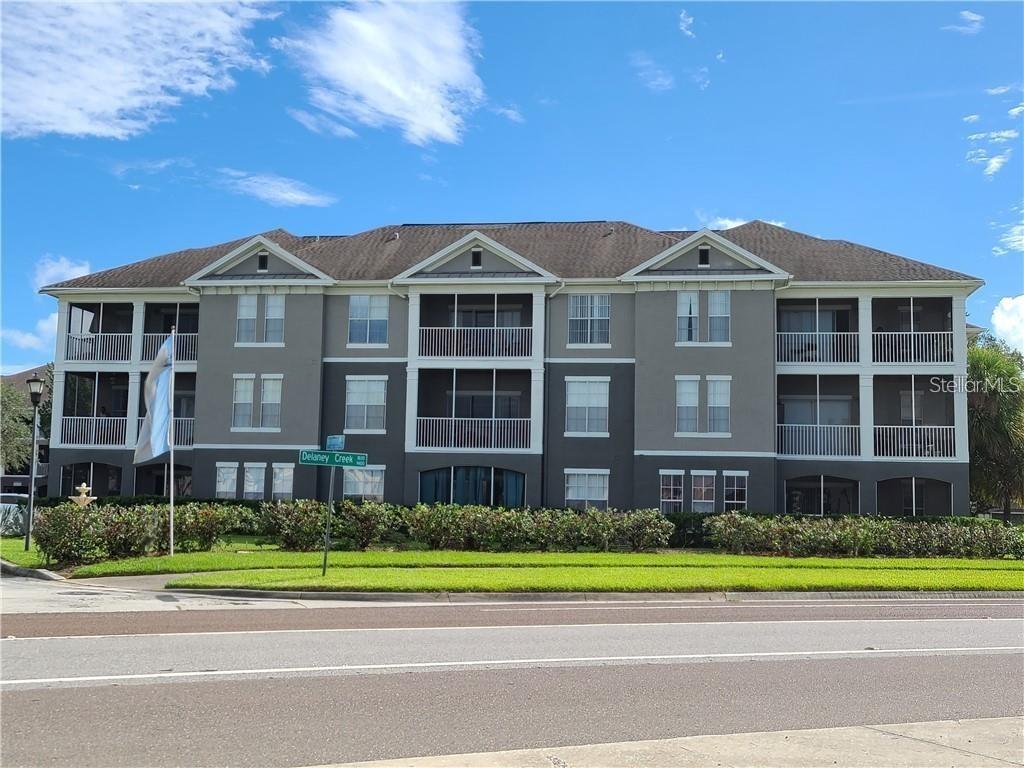 1203 High Hammock Dr. #206, Tampa, FL 33619