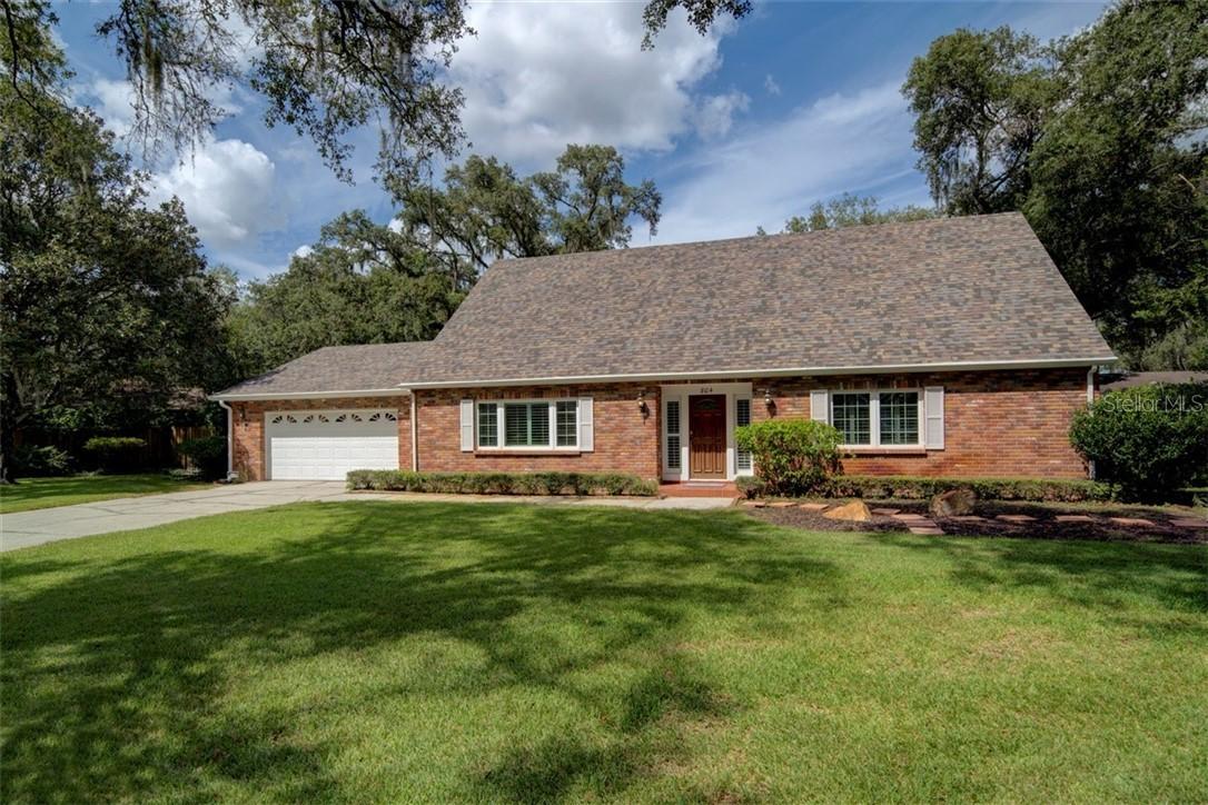 804 Ben Lomond Dr., Temple Terrace, FL 33617