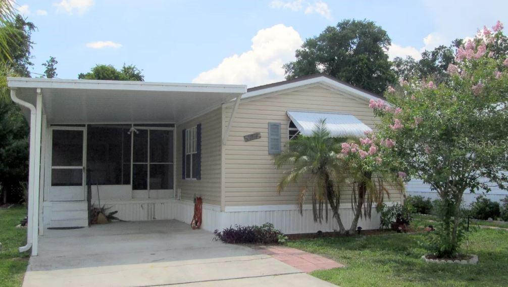 2054 Lake Linda Cir., Lutz, FL 33558