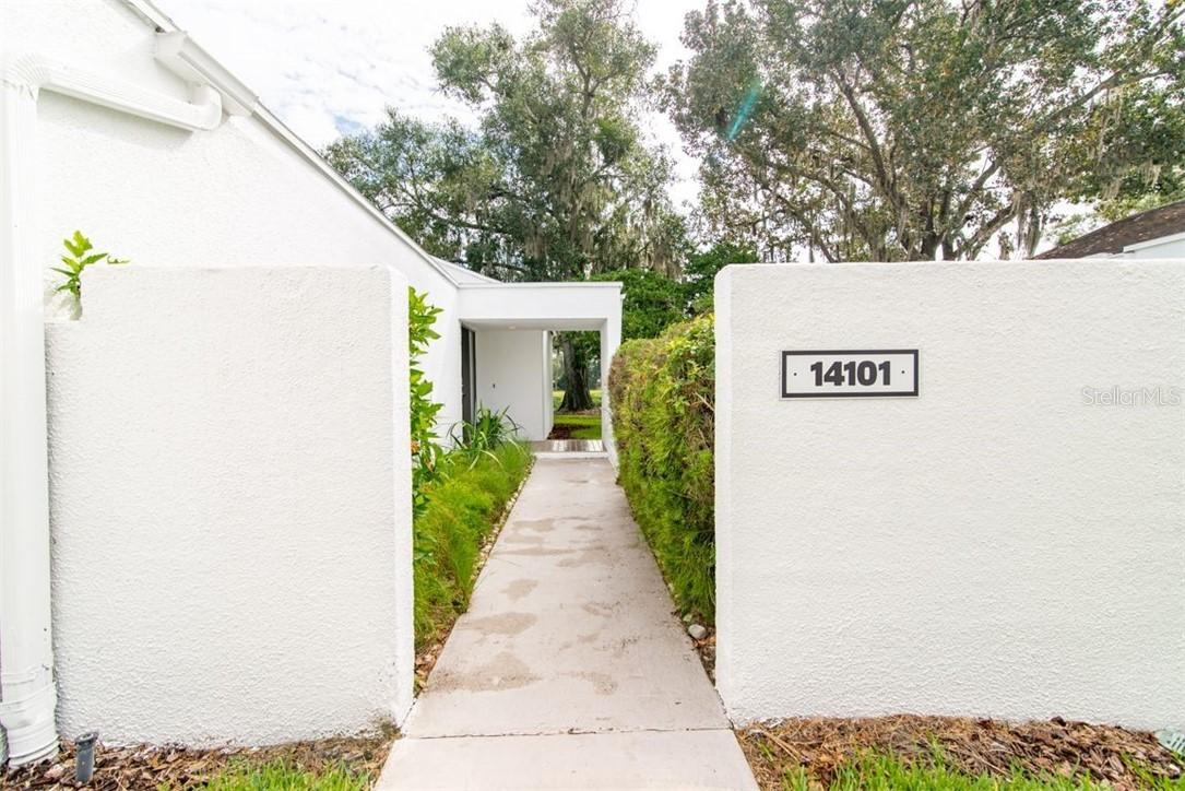 14101 Cypress Run, Tampa, FL 33618