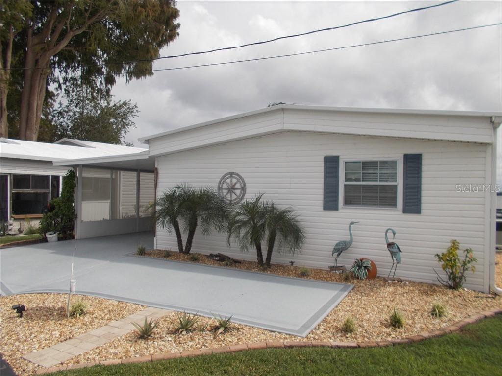 423 Sinclair Cir., Tavares, FL 32778