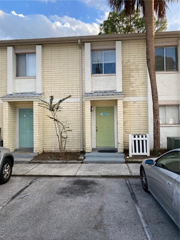 7909 Palmera Pointe Cir., Tampa, FL 33615