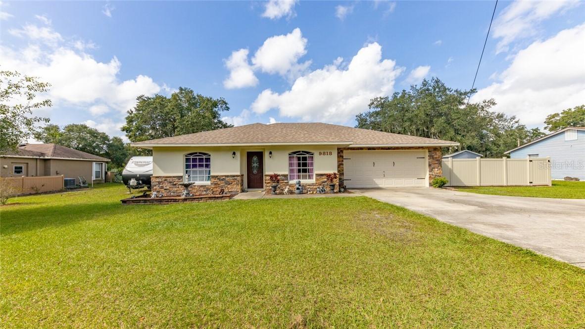 9818 Riverview Dr., Riverview, FL 33578