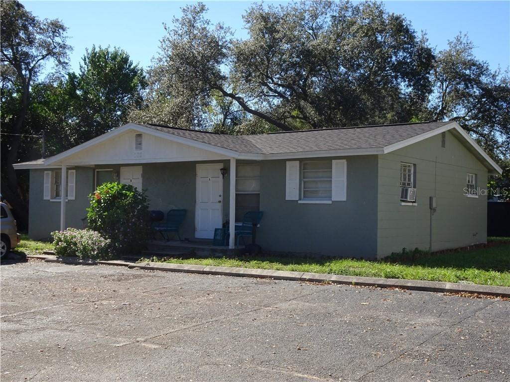 102 Karde Ln., Brandon, FL 33510