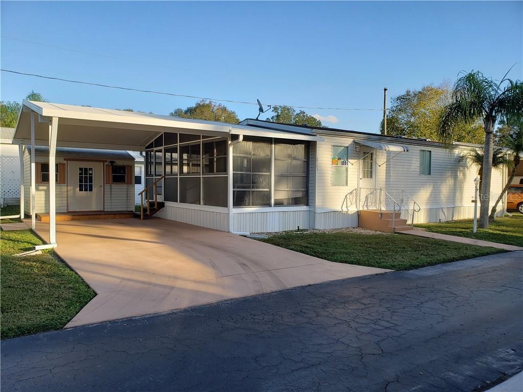 2103 Lake Linda Cir., Lutz, FL 33558