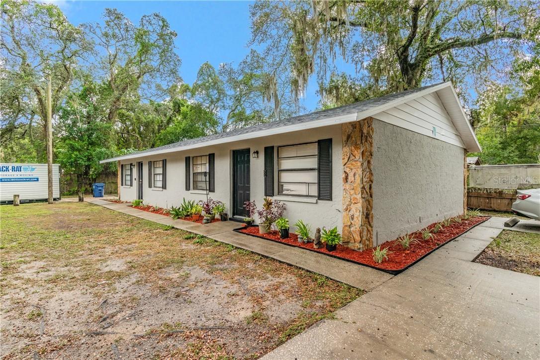 921 E Poinsettia Ave. #A & B, Tampa, FL 33612