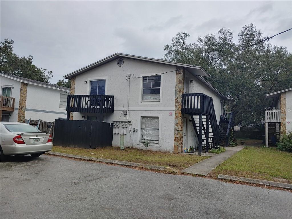 15419 Livingston Ave., Lutz, FL 33559