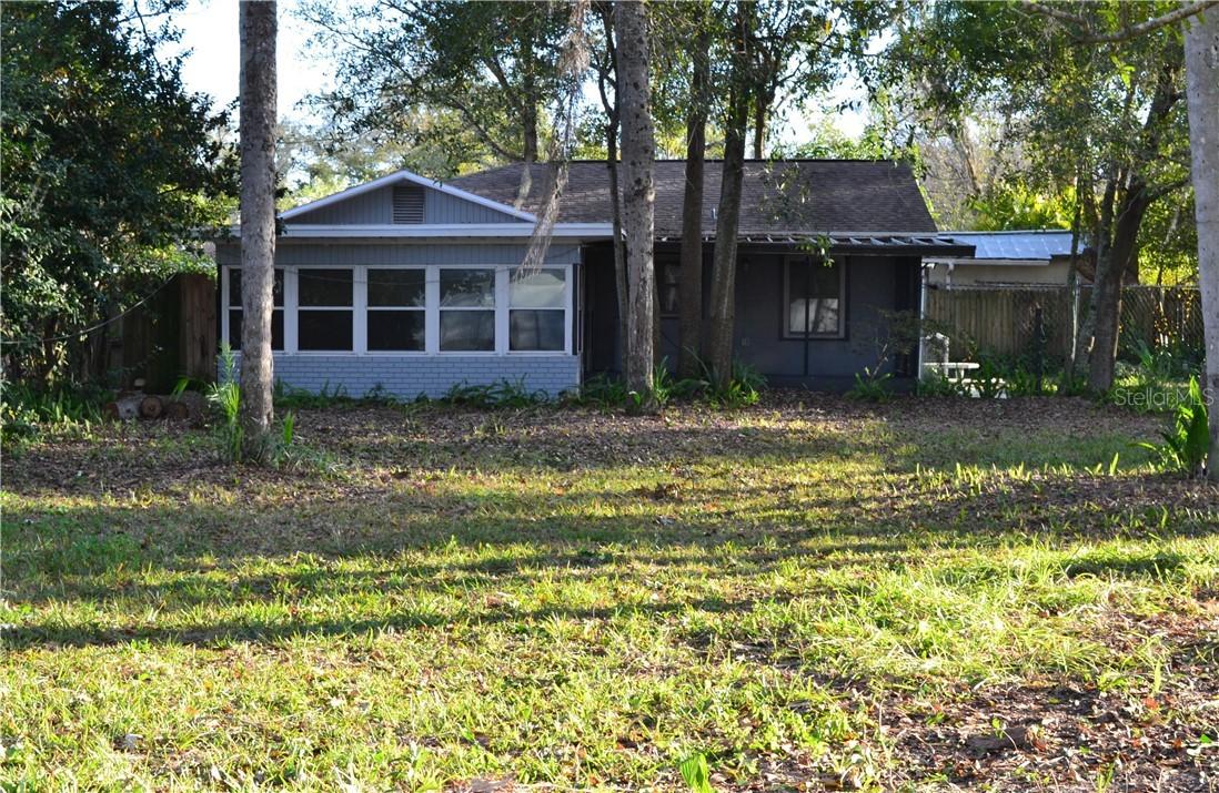 1804 W Henry Ave., Tampa, FL 33603