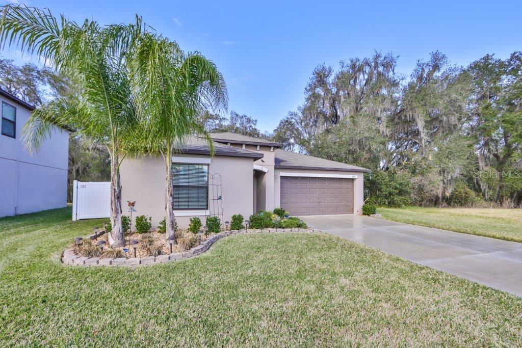 3123 Moulden Hollow Dr., Zephyrhills, FL 33540