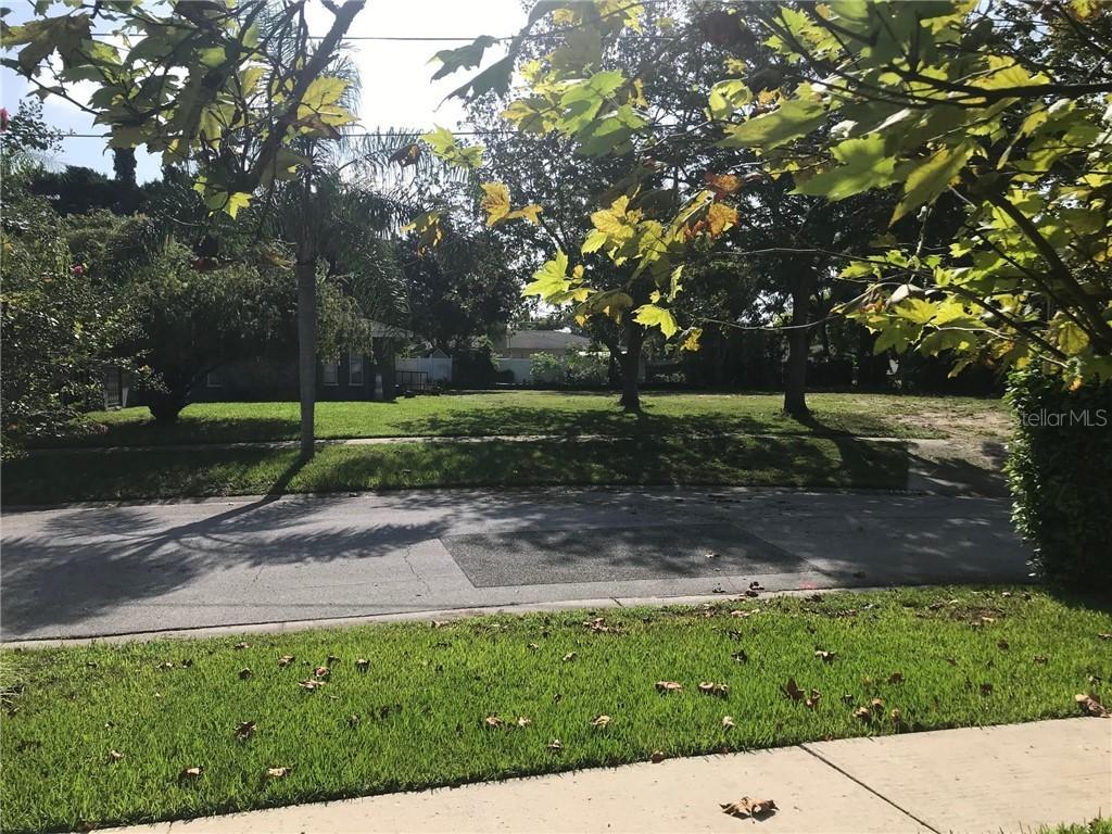16102 Pine Ridge Dr., Hudson, FL 34667
