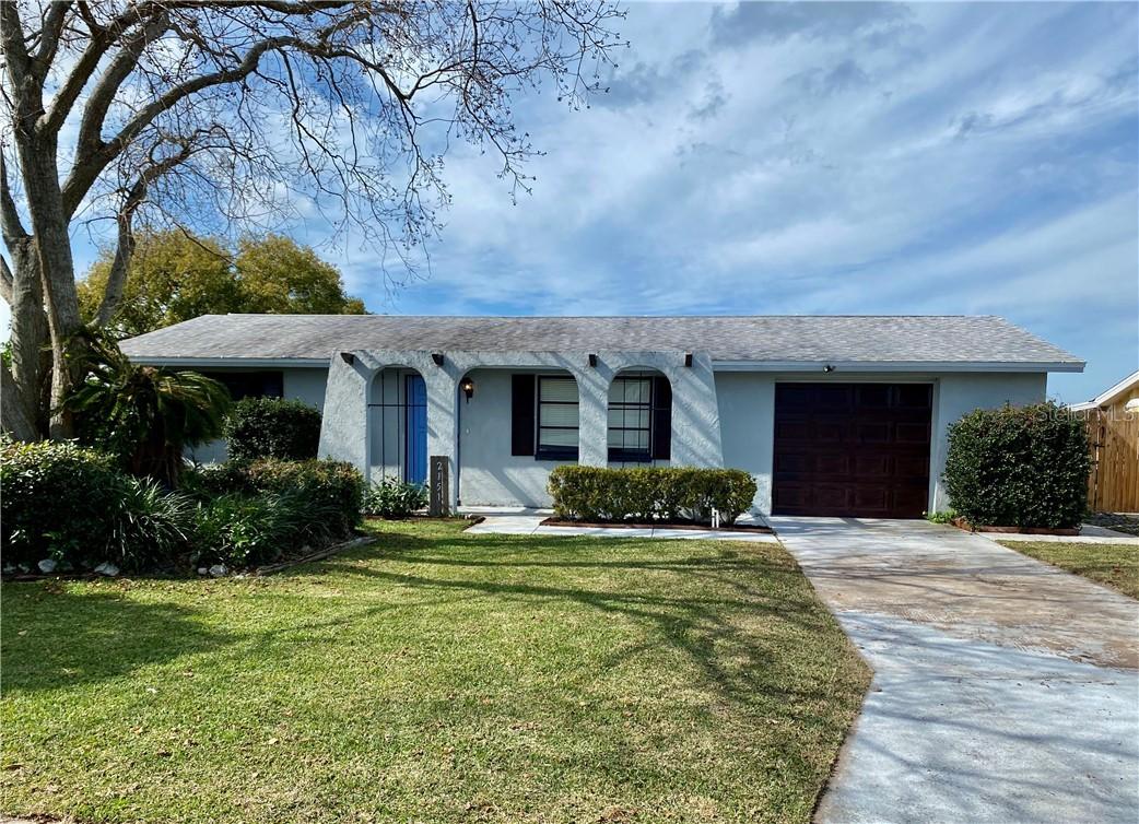 2151 Riomar Dr., Holiday, FL 34691