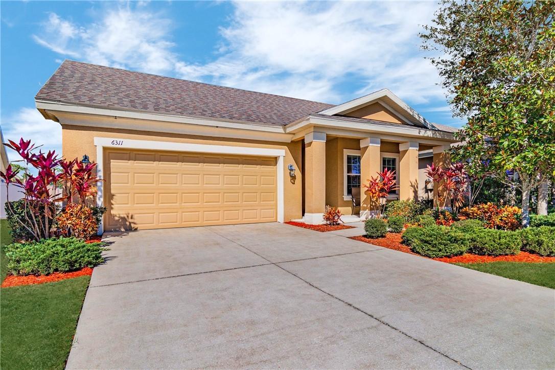6311 Hawk Grove Court, Wesley Chapel, FL 33545