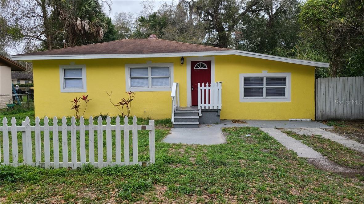 9804 N 10th St., Tampa, FL 33612