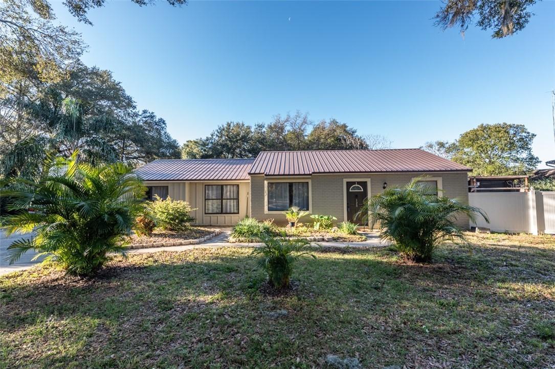 120 Sandra Ave., Brandon, FL 33510