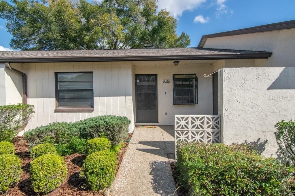 38220 Boxwood Dr, Zephyrhills, FL 33542
