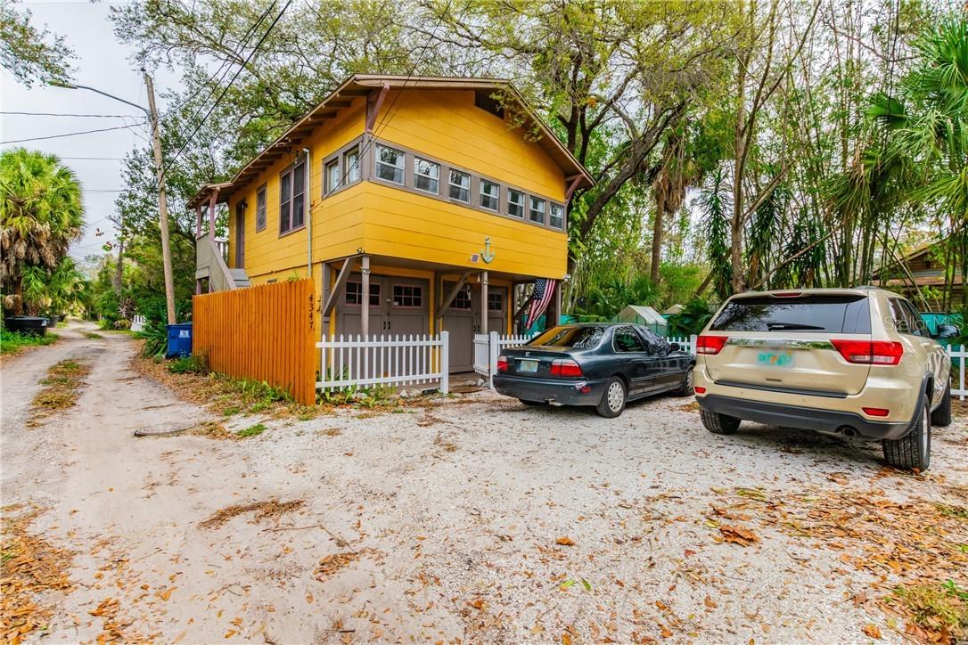 4347 22nd Ave., St Petersburg, FL 33711