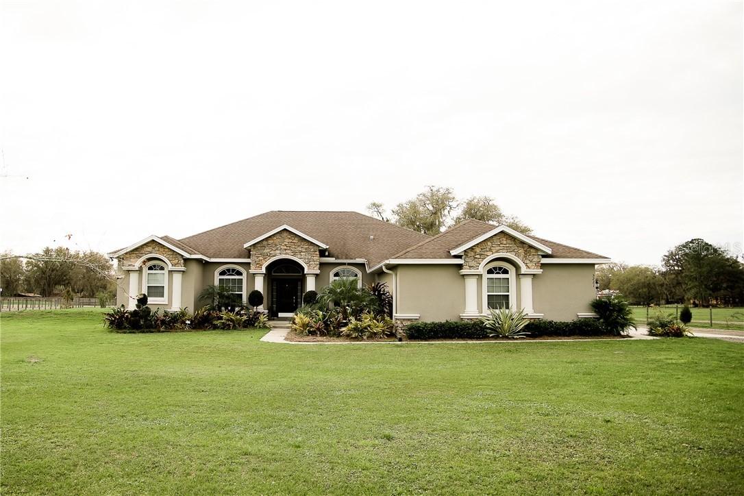 5221 Bailey Rd., Plant City, FL 33565