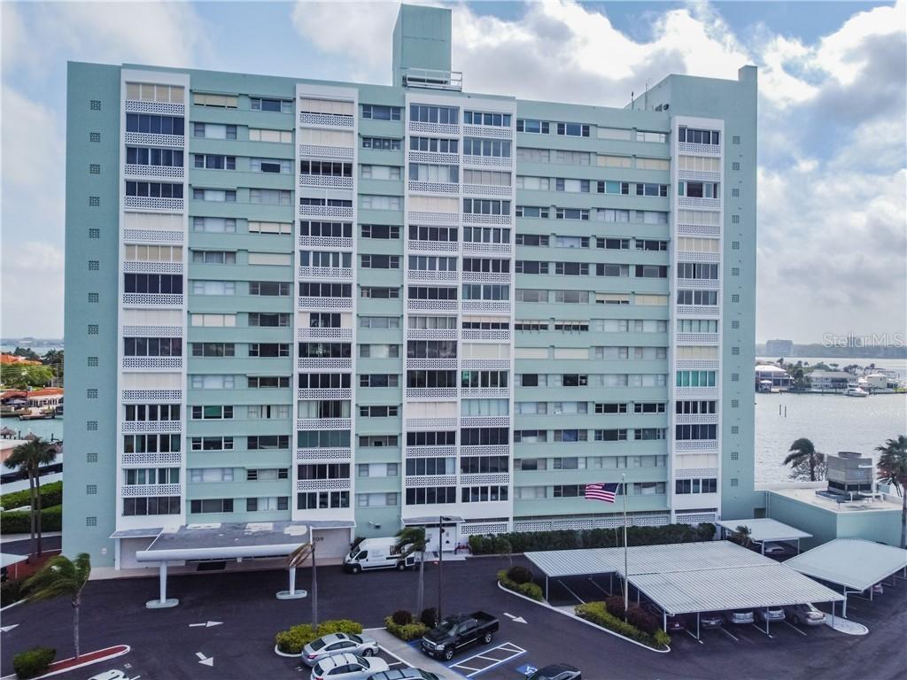 31 Island Way #504, Clearwater, FL 33767