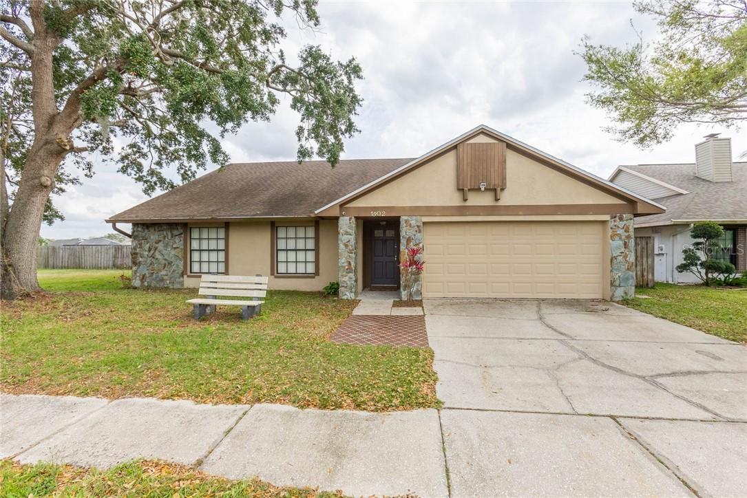 1902 White Cedar Way, Brandon, FL 33511