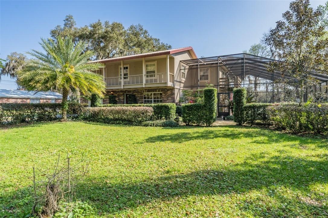 1008 Monterey Dr., Leesburg, FL 34748