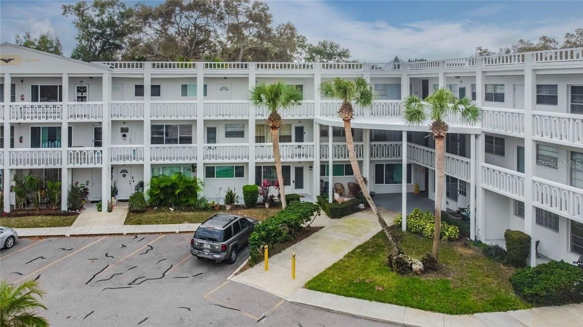 2020 N World Parkway Blvd. #12, Clearwater, FL 33763