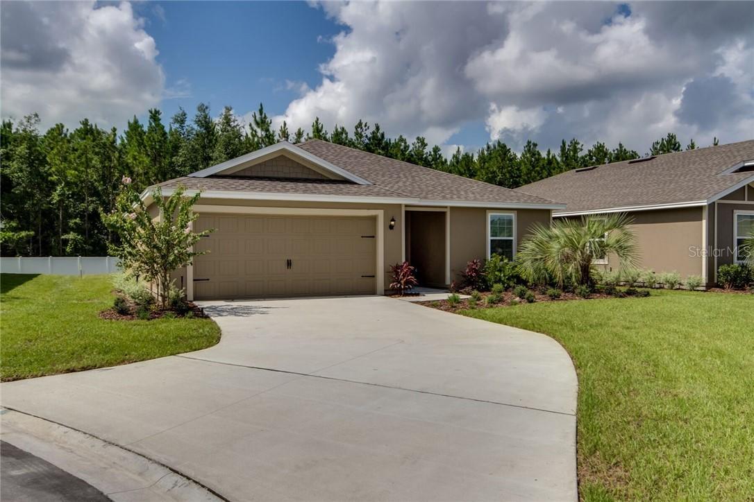 1048 Mansfield Rd., Tavares, FL 32778