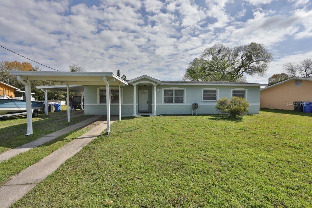 406 12th St., Ruskin, FL 33570